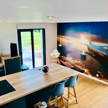 Concorde Aerogare 25pers Jacuzzi, Baby Airhockey La Haye-Pesnel