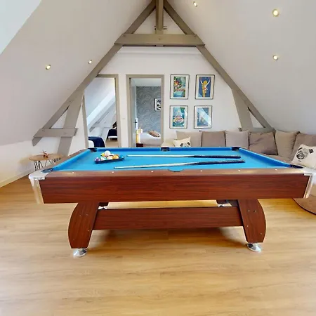 La Clef Decamp Concorde Aerogare 25pers Jacuzzi, Baby Airhockey * La Haye-Pesnel