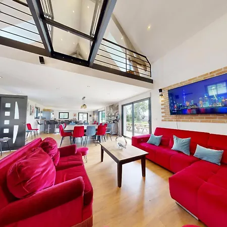 Concorde Aerogare 25pers Jacuzzi, Baby Airhockey