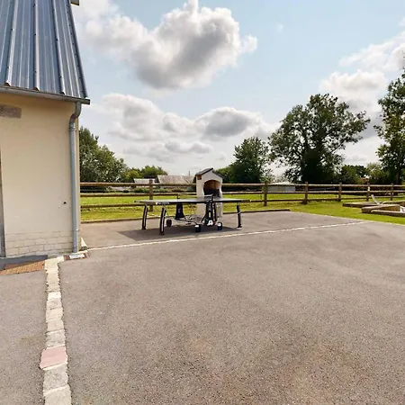 Holiday home La Clef Decamp Concorde Aerogare 25pers Jacuzzi, Baby Airhockey