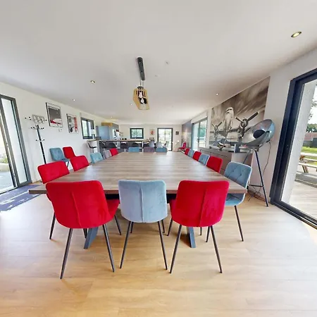 Concorde Aerogare 25pers Jacuzzi, Baby Airhockey *