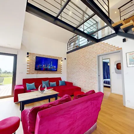 La Clef Decamp Concorde Aerogare 25pers Jacuzzi, Baby Airhockey La Haye-Pesnel