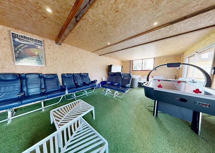 La Clef Decamp Concorde Aerogare 25pers Jacuzzi, Baby Airhockey بيت للعطل La Haye-Pesnel