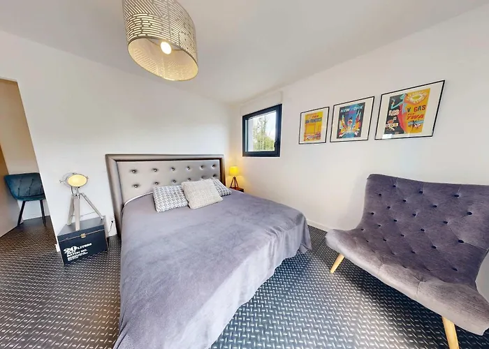 La Clef Decamp Concorde Aerogare 25pers Jacuzzi, Baby Airhockey Holiday home