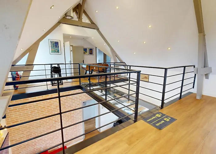 La Clef Decamp Concorde Aerogare 25pers Jacuzzi, Baby Airhockey Holiday home La Haye-Pesnel